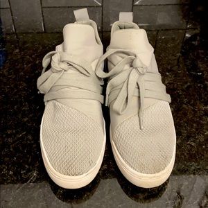 Lancer Steve Madden sneakers